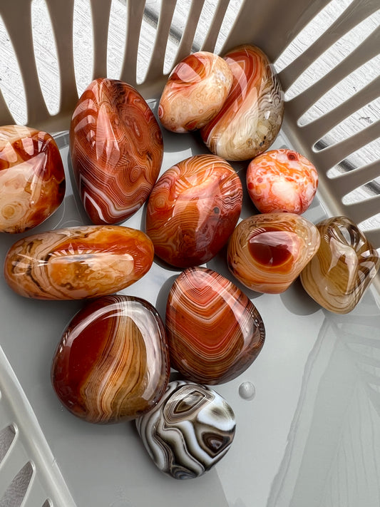 High Quality Sardonyx Tumble (1)