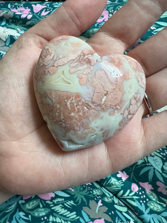 Cotton Candy / Pink Petal Agate Heart